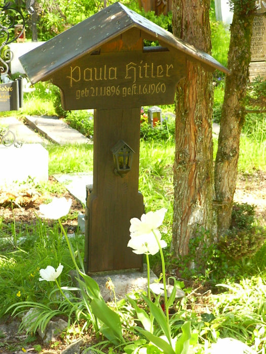 Paula Hilter's grave in Berchtesgaden mountain cemetery
