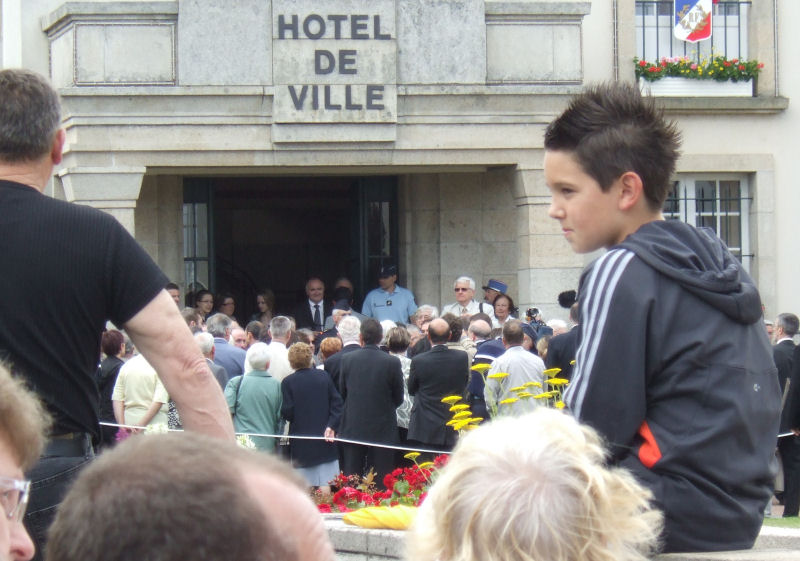 Dignitaries (including Robert Hébras) leaving the Oradour Town Hall