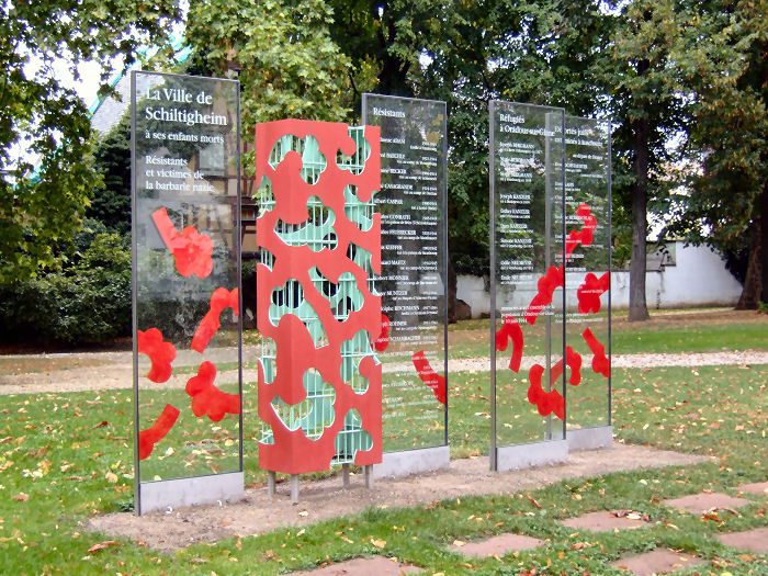 A view of all the memorials in Schiltigheim from the front