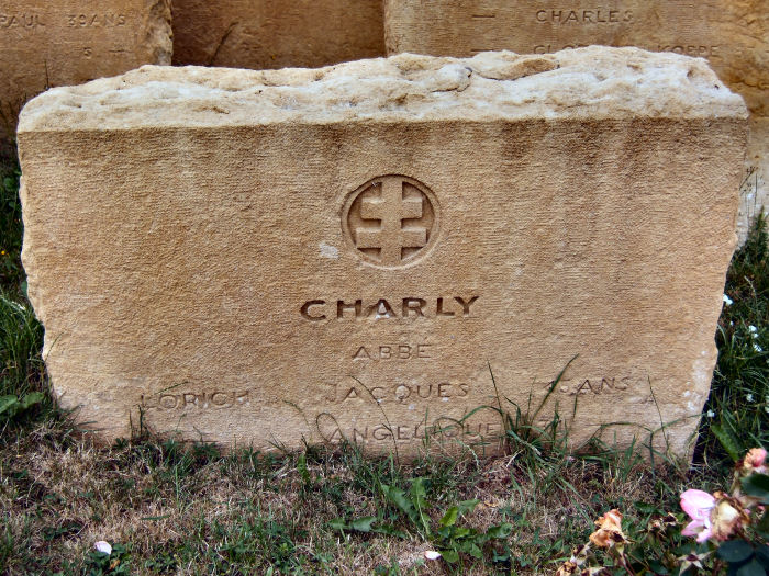 Memorial to the Lorich family