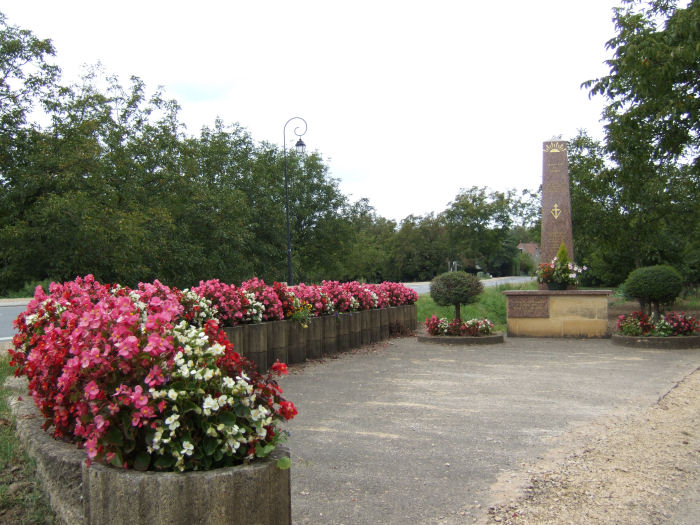 Memorial at Groléjac