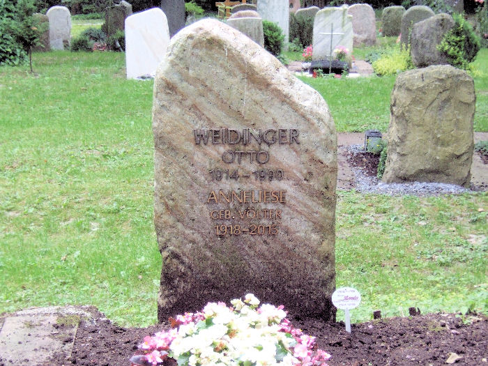 Grave of Otto Weidinger in 2018